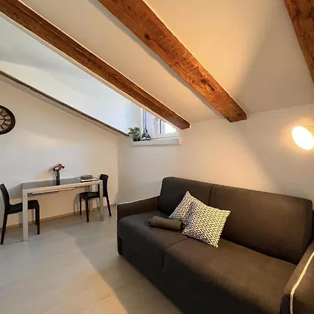 Cellini アパート トリエステ