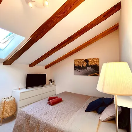 公寓 Cellini 的里雅斯特